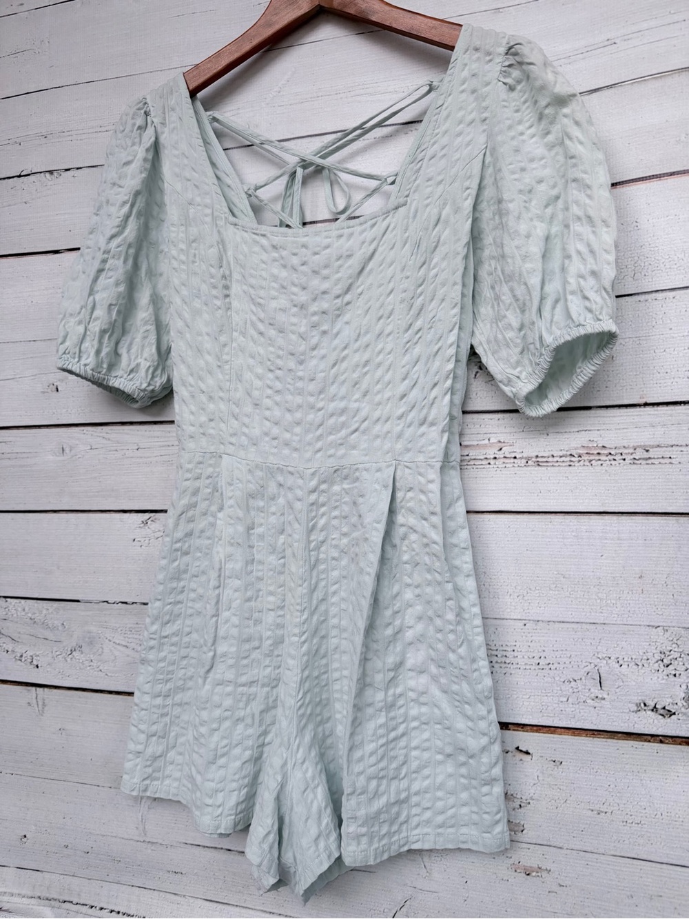 ASOS Seersucker Puff Sleeve Lace Up Back Romper Size 4 - Picture 6 of 11